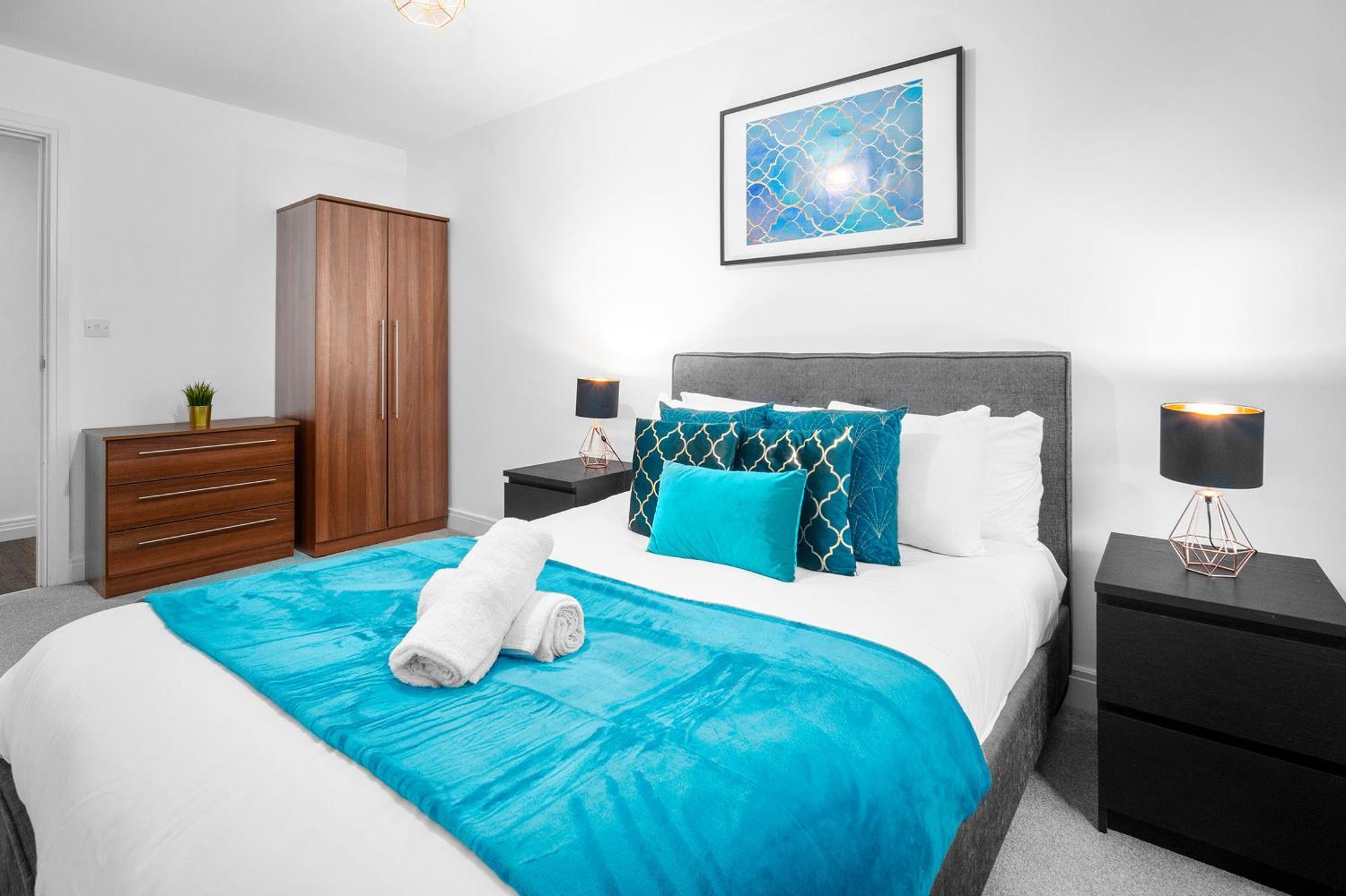 New Luxe Apartment - Secure Parking - Birmingham City Centre - Netflix - Wifi - Top Rated - 54M المظهر الخارجي الصورة